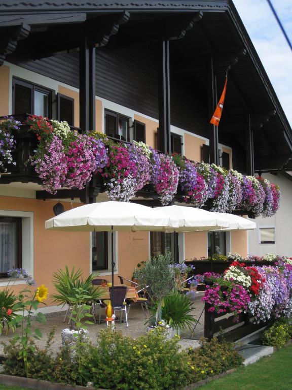 Gaestehaus Stroitz Drobollach am Faakersee Dış mekan fotoğraf